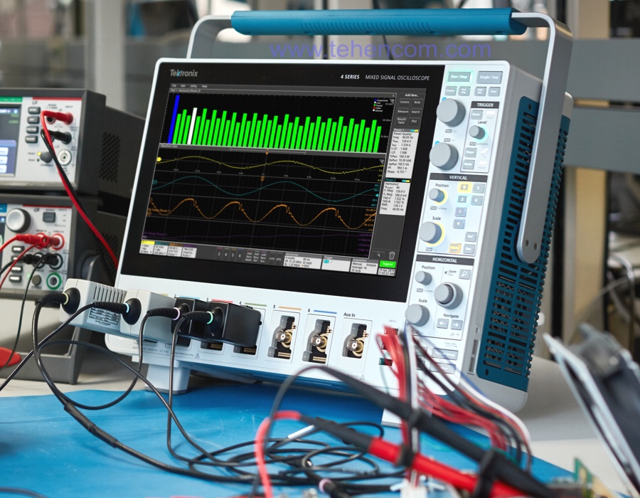 Tektronix MSO4 6-channel oscilloscope in action