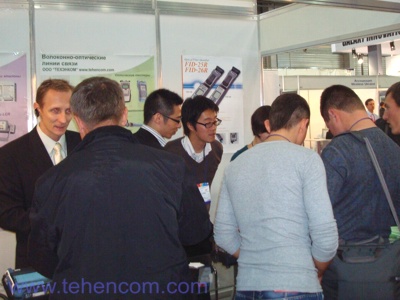 Representatives of Fujikura (Japan) at the Tehencom booth