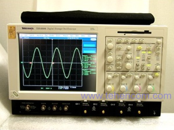 Oscilloscope 6 GHz, 4 channels, 10 GS/s Tektronix TDS6604 used