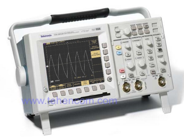 Tektronix TDS3032B Digital Oscilloscope, 300 MHz, 2 Channels
