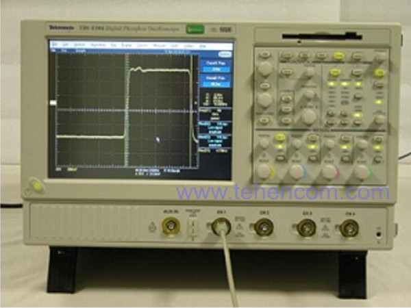 Used Tektronix TDS5052 Digital Oscilloscope, 500 MHz, 2 Channels