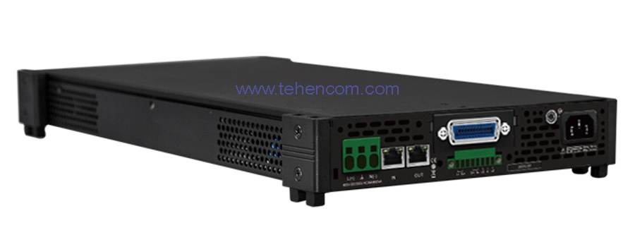 Типовой источник питания переменного тока серии ITECH IT-M7700 (вид сбоку 4)